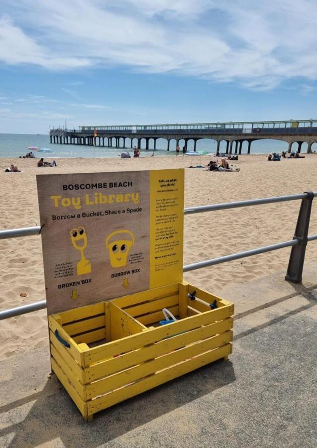 Centrally Located Boscombe Beach Apart With Parking Bournemouth Exterior foto