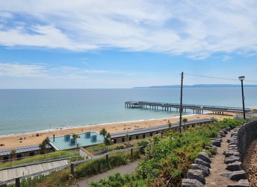 Centrally Located Boscombe Beach Apart With Parking Bournemouth Exterior foto