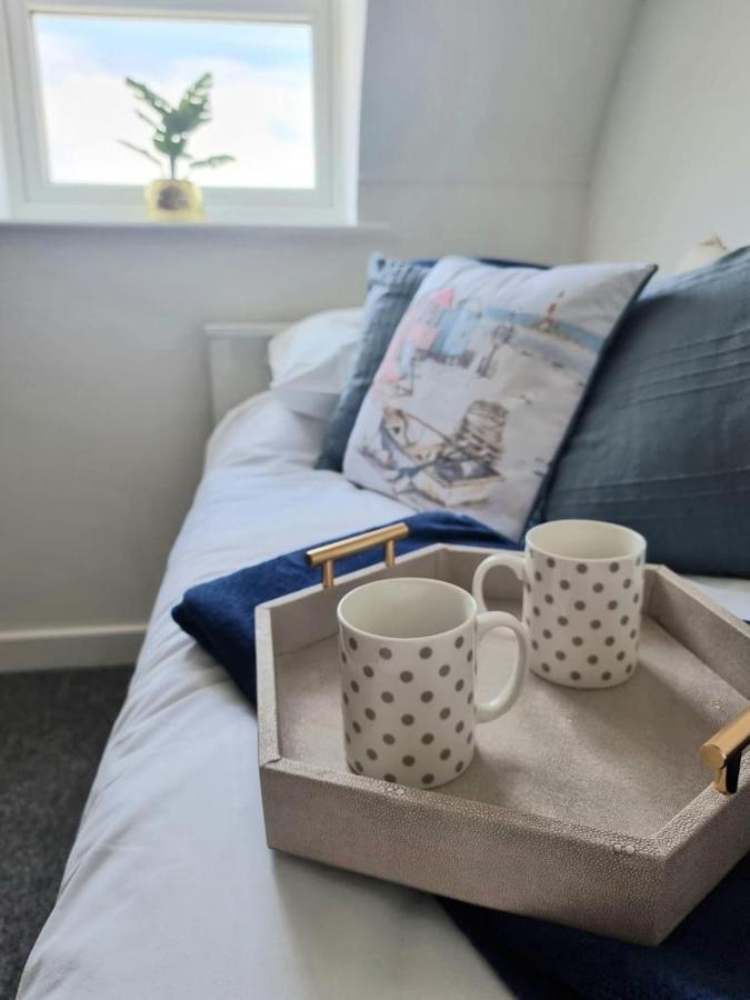 Centrally Located Boscombe Beach Apart With Parking Bournemouth Exterior foto